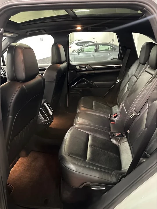 2014 Porsche 958 Cayenne - Image 17 of 20