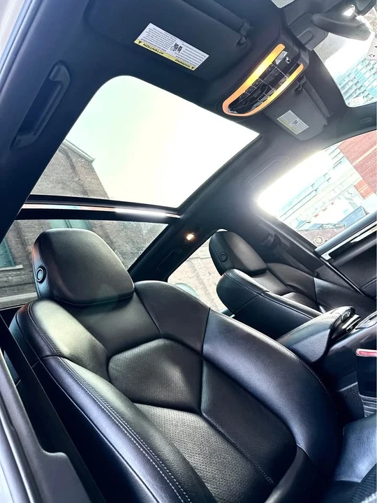 2014 Porsche 958 Cayenne - Image 14 of 20