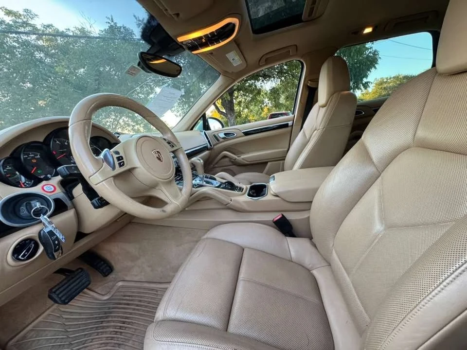 2014 Porsche 958 Cayenne - Image 11 of 17