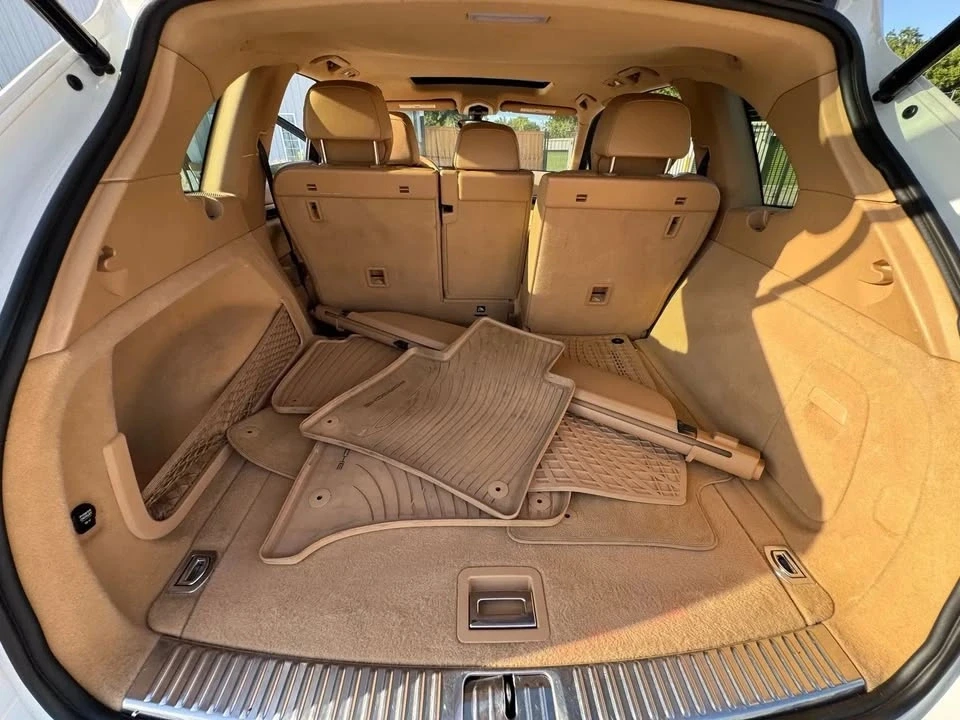 2014 Porsche 958 Cayenne - Image 10 of 15