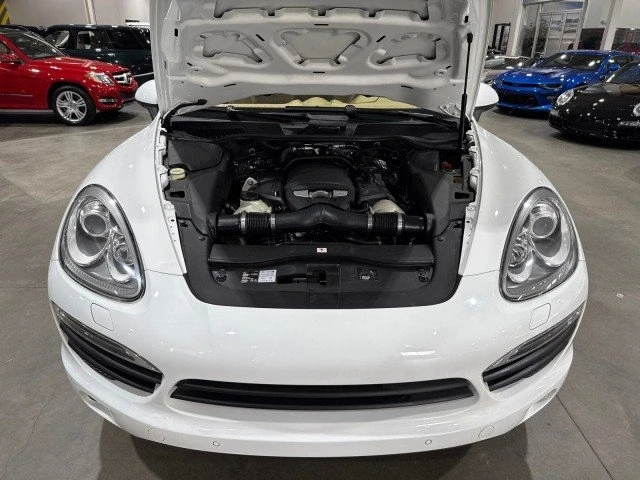 2014 Porsche 958 Cayenne - Image 16 of 19