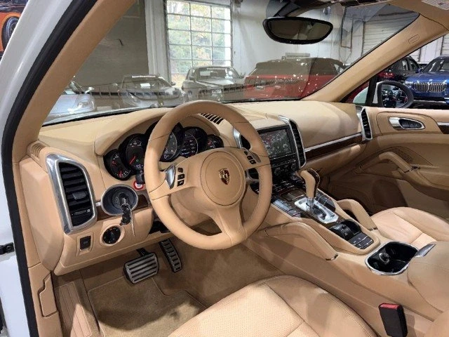 2014 Porsche 958 Cayenne - Image 6 of 19