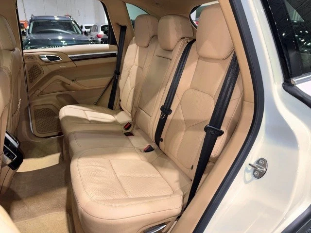 2014 Porsche 958 Cayenne - Image 12 of 19
