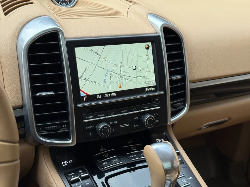 2014 Porsche 958 Cayenne - Image 15 of 18