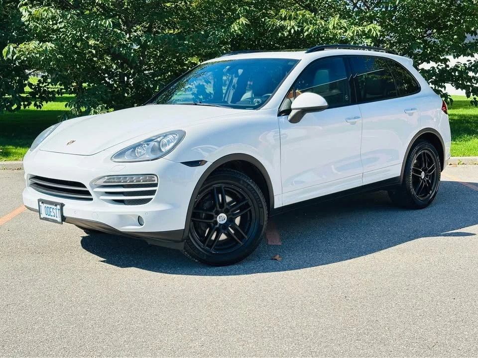 2014 Porsche 958 Cayenne - Image 8 of 20