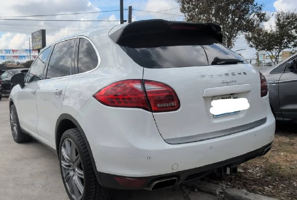 2014 Porsche 958 Cayenne - Image 4 of 20