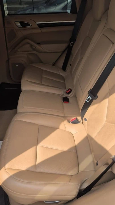 2014 Porsche 958 Cayenne - Image 11 of 20
