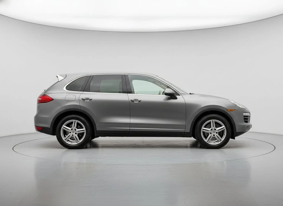 2014 Porsche 958 Cayenne - Image 2 of 18