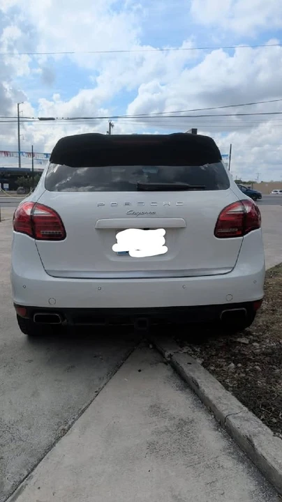 2014 Porsche 958 Cayenne - Image 3 of 20