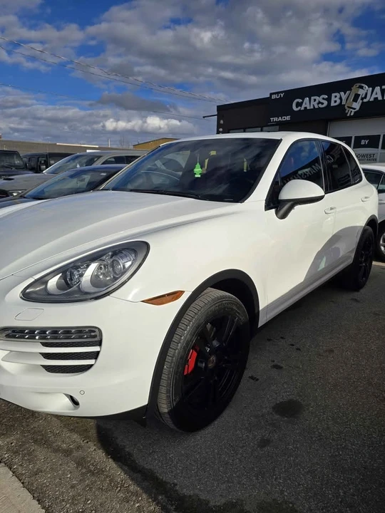 2014 Porsche 958 Cayenne - Image 2 of 10