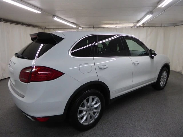 2014 Porsche 958 Cayenne - Image 6 of 20
