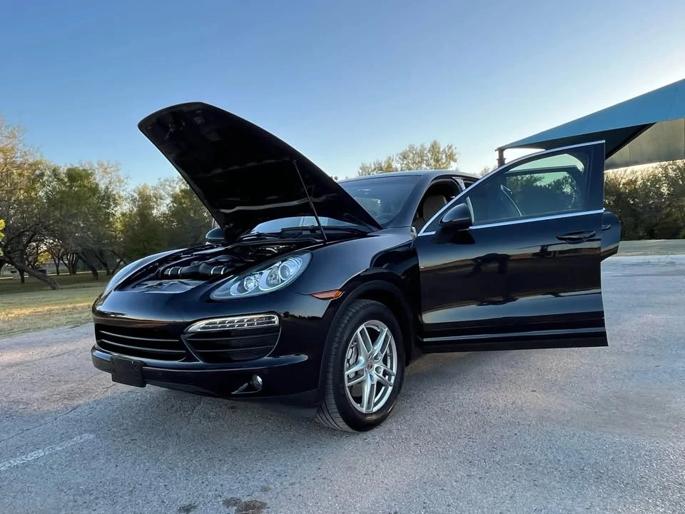 2014 Porsche 958 Cayenne - Image 10 of 19