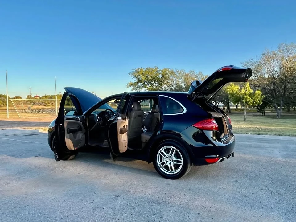 2014 Porsche 958 Cayenne - Image 14 of 19