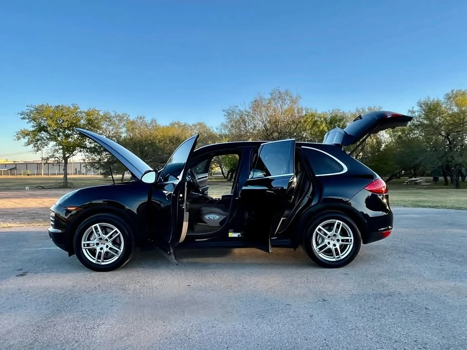 2014 Porsche 958 Cayenne - Image 12 of 19