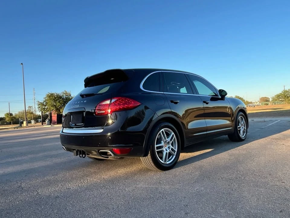 2014 Porsche 958 Cayenne - Image 7 of 19
