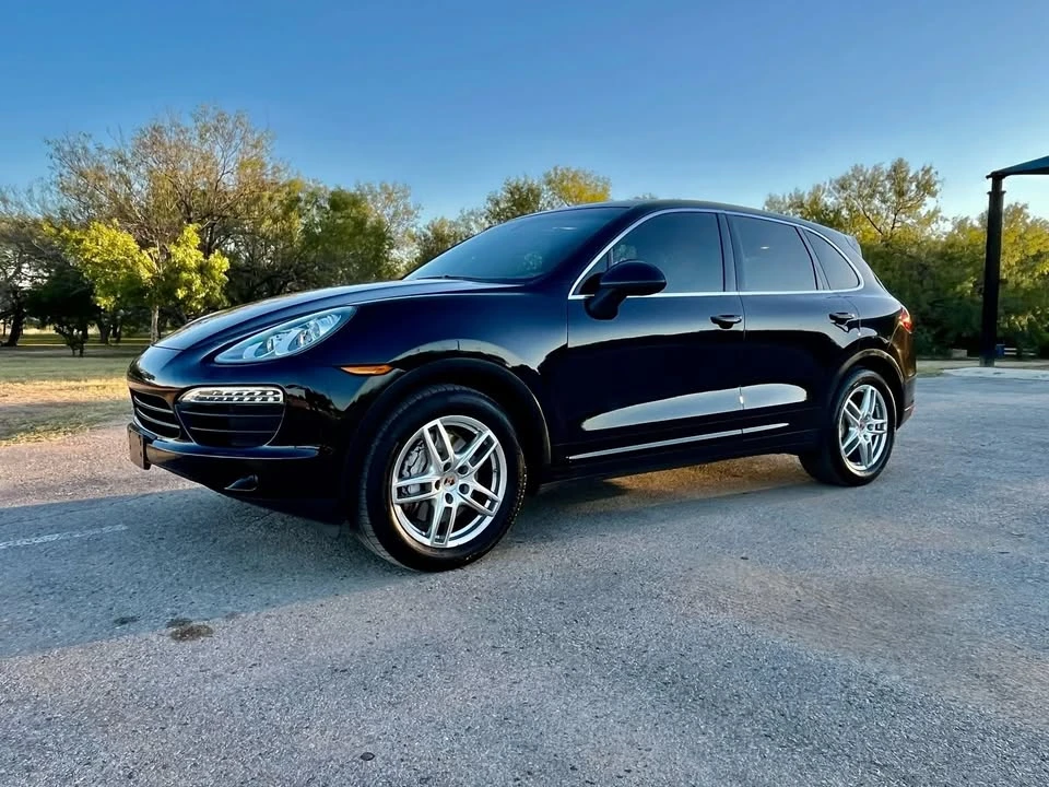 2014 Porsche 958 Cayenne - Image 2 of 19