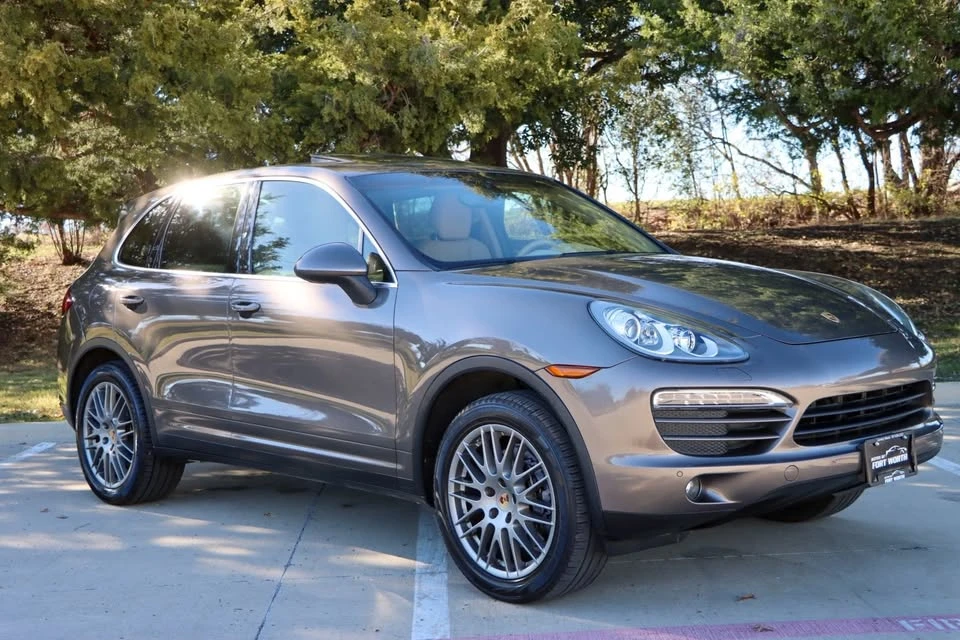 2014 Porsche 958 Cayenne - Image 2 of 20