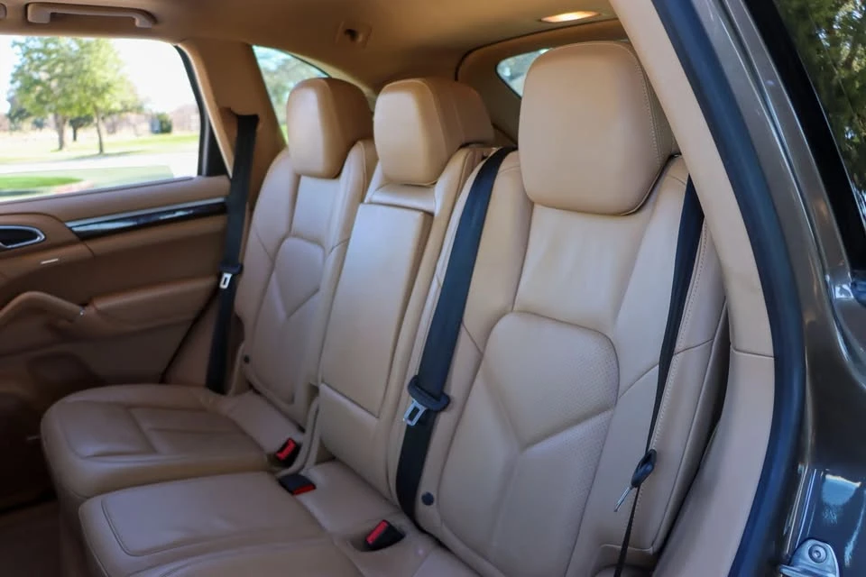 2014 Porsche 958 Cayenne - Image 18 of 20