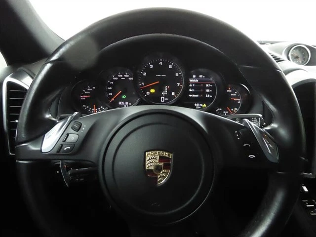 2014 Porsche 958 Cayenne - Image 10 of 20
