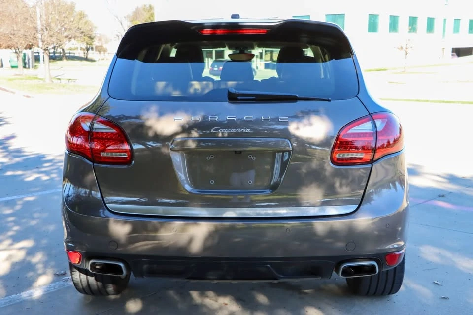 2014 Porsche 958 Cayenne - Image 7 of 20