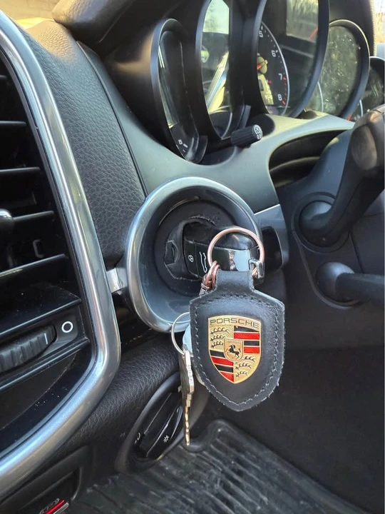 2014 Porsche 958 Cayenne - Image 16 of 18