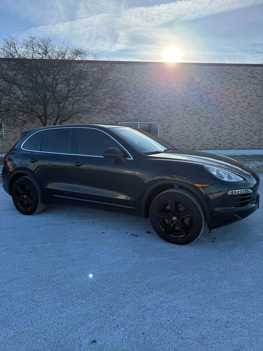 2014 Porsche 958 Cayenne - Image 3 of 18