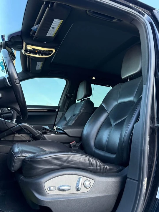 2014 Porsche 958 Cayenne - Image 8 of 18