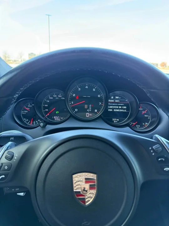 2014 Porsche 958 Cayenne - Image 10 of 18