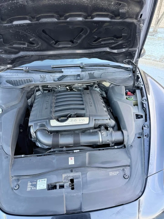 2014 Porsche 958 Cayenne - Image 15 of 18