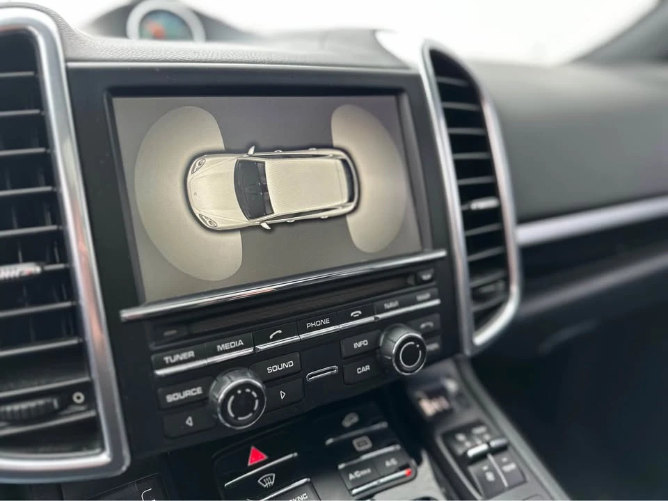 2014 Porsche 958 Cayenne - Image 14 of 18
