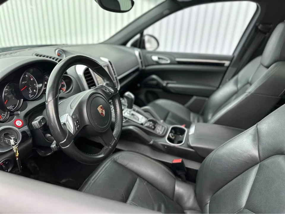 2014 Porsche 958 Cayenne - Image 11 of 18