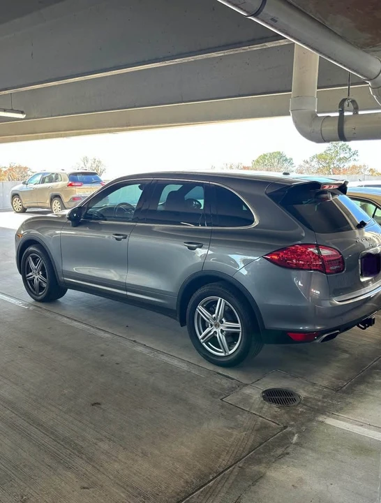 2014 Porsche 958 Cayenne - Image 2 of 13