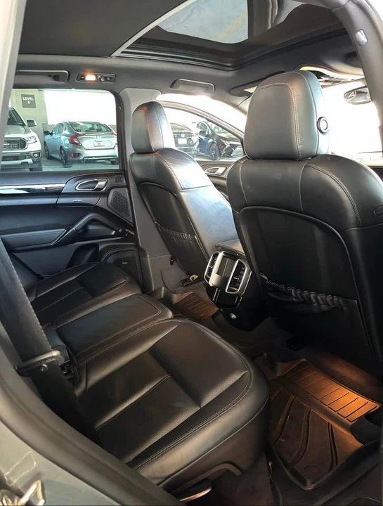2014 Porsche 958 Cayenne - Image 8 of 13