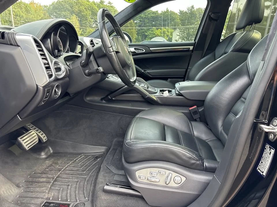 2014 Porsche 958 Cayenne - Image 6 of 19