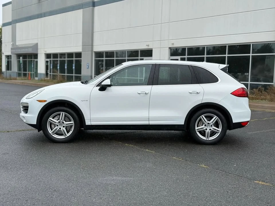 2014 Porsche 958 Cayenne - Image 9 of 20