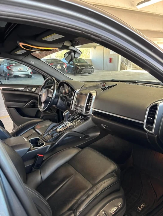 2014 Porsche 958 Cayenne - Image 10 of 13