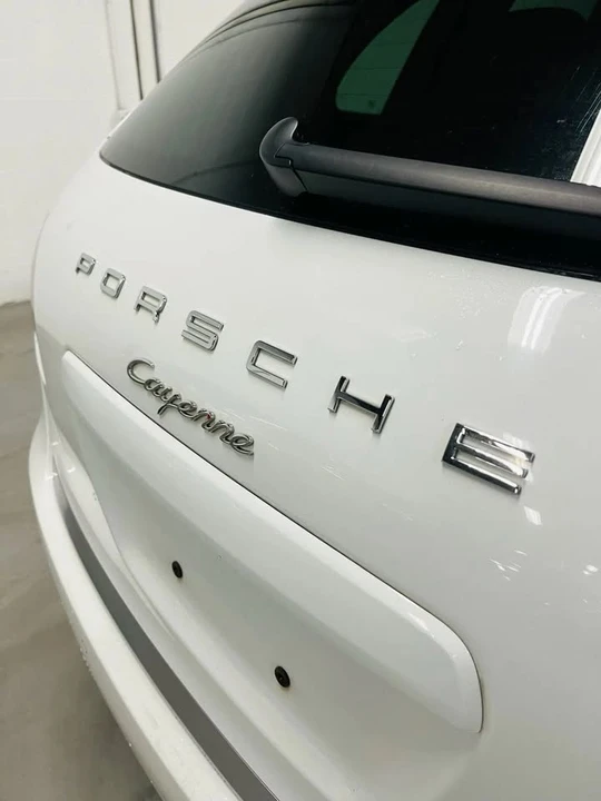 2014 Porsche 958 Cayenne - Image 7 of 16