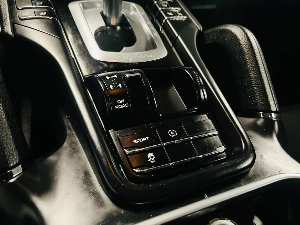 2014 Porsche 958 Cayenne - Image 16 of 16