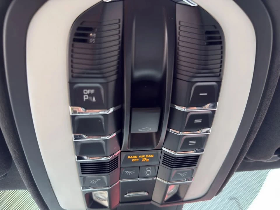 2014 Porsche 958 Cayenne GTS - Image 20 of 20
