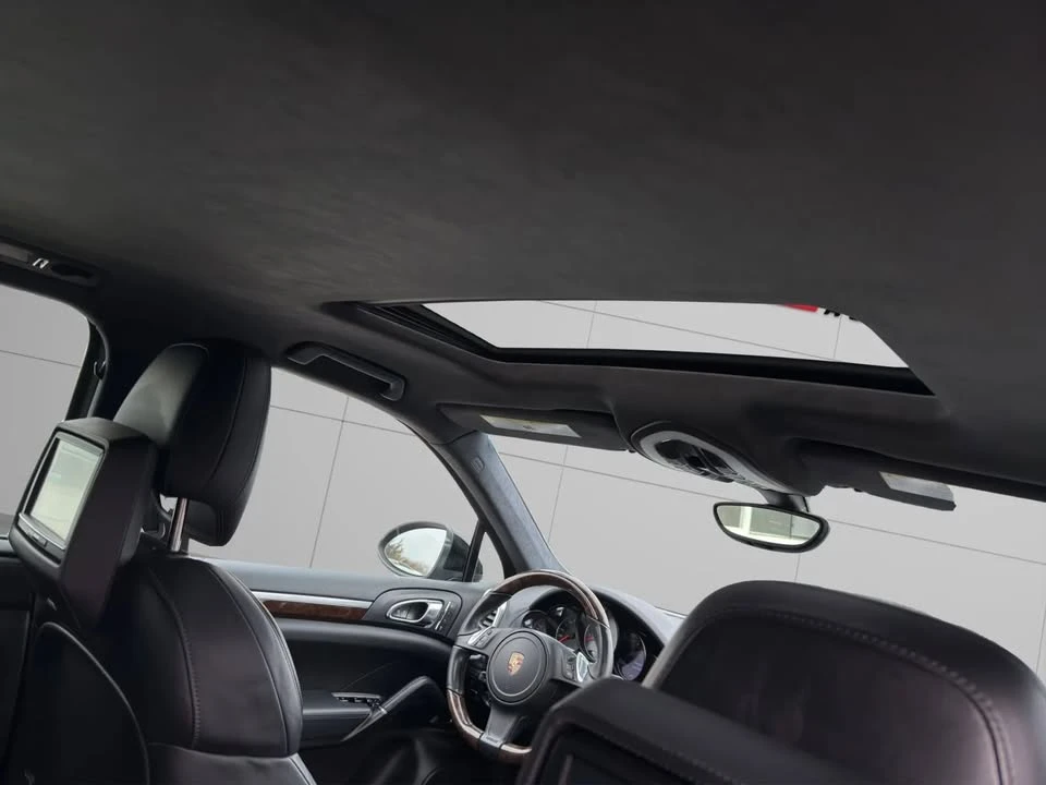 2014 Porsche 958 Cayenne GTS - Image 15 of 20