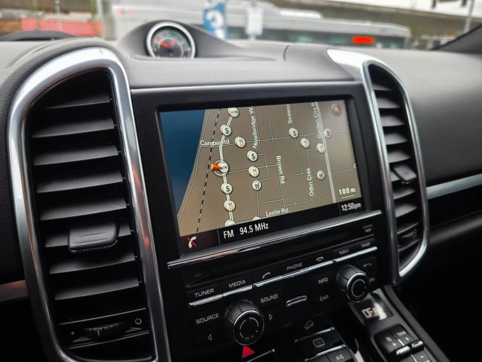 2014 Porsche 958 Cayenne - Image 13 of 18
