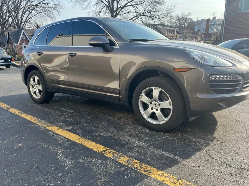 2014 Porsche 958 Cayenne - Image 12 of 20