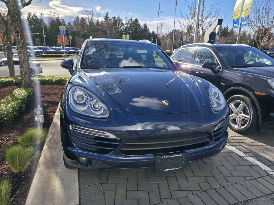 2014 Porsche 958 Cayenne - Image 2 of 8