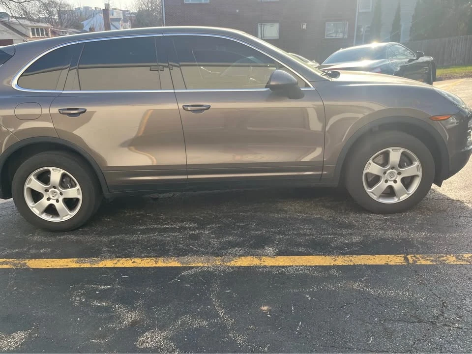 2014 Porsche 958 Cayenne - Image 11 of 20