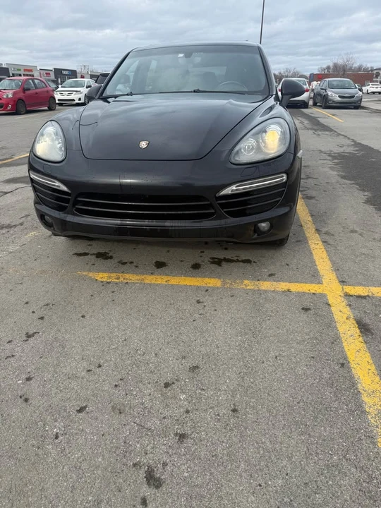 2014 Porsche 958 Cayenne - Image 4 of 16