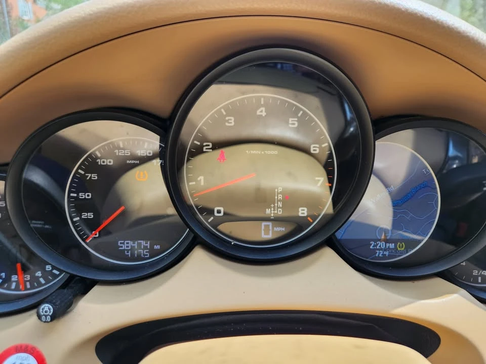 2014 Porsche 958 Cayenne - Image 14 of 20