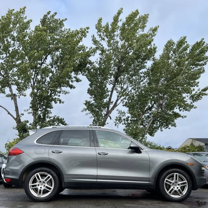 2014 Porsche 958 Cayenne - Image 8 of 15