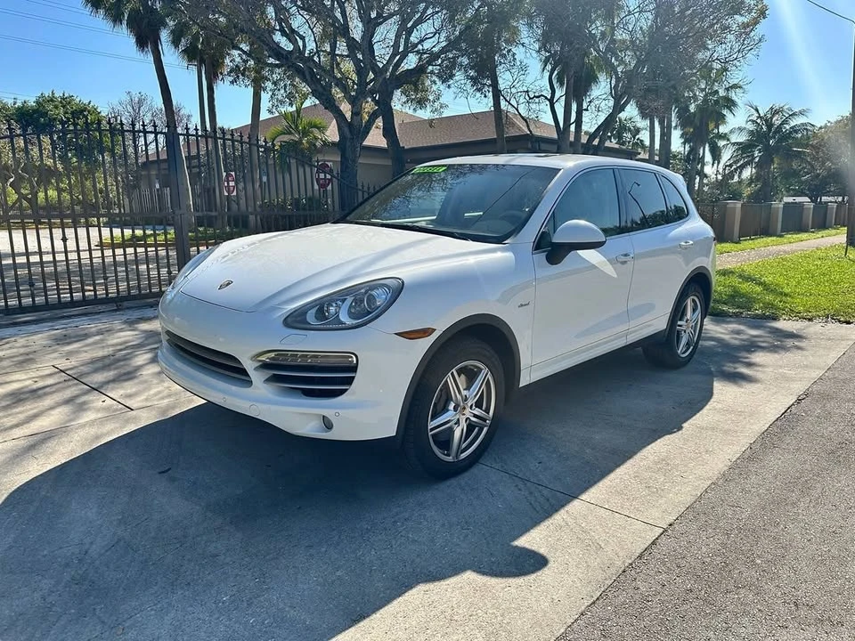 2014 Porsche 958 Cayenne Diesel - Image 3 of 20
