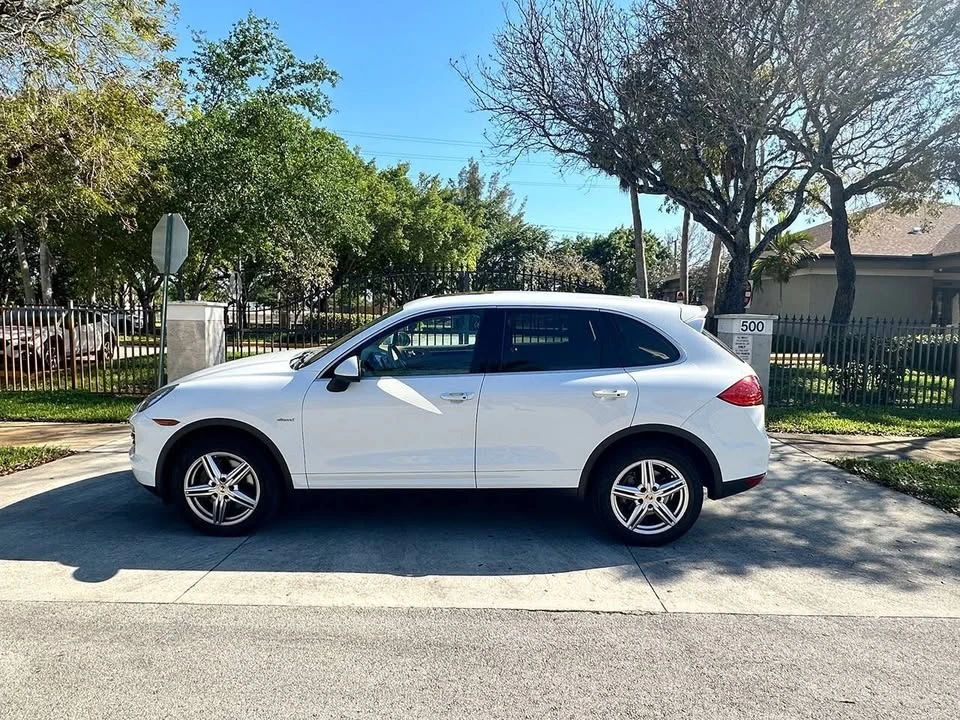 2014 Porsche 958 Cayenne Diesel - Image 10 of 20