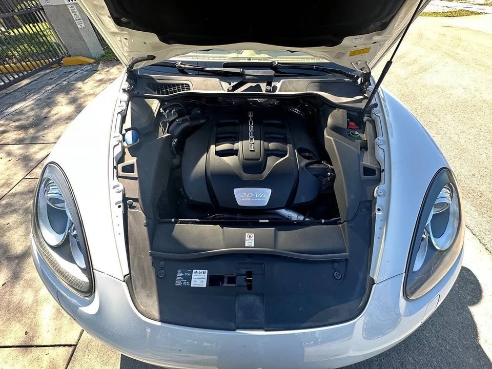 2014 Porsche 958 Cayenne Diesel - Image 11 of 20